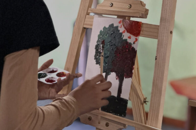 El arte como punto de partida: Espacio Territorial abre un espacio creativo para las infancias de Carol Urzúa